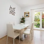 With Parking Space - 6922 Apartamento Poreč