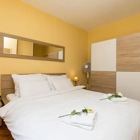 Apartment With A Parking Space - 6922 Porec