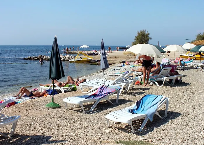 Apartman With Parking Space - 6922 *