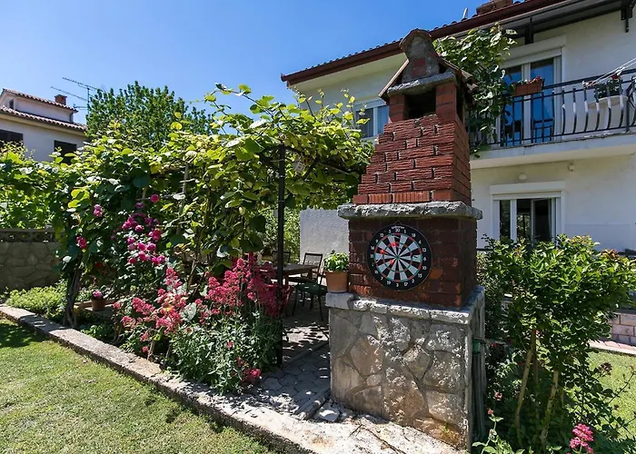 With Parking Space - 6922 Porec