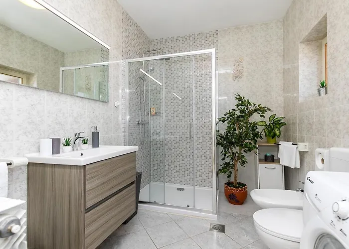 Apartman With Parking Space - 6922