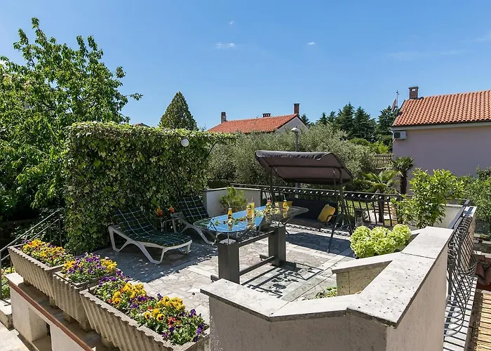 With Parking Space - 6922 Apartman