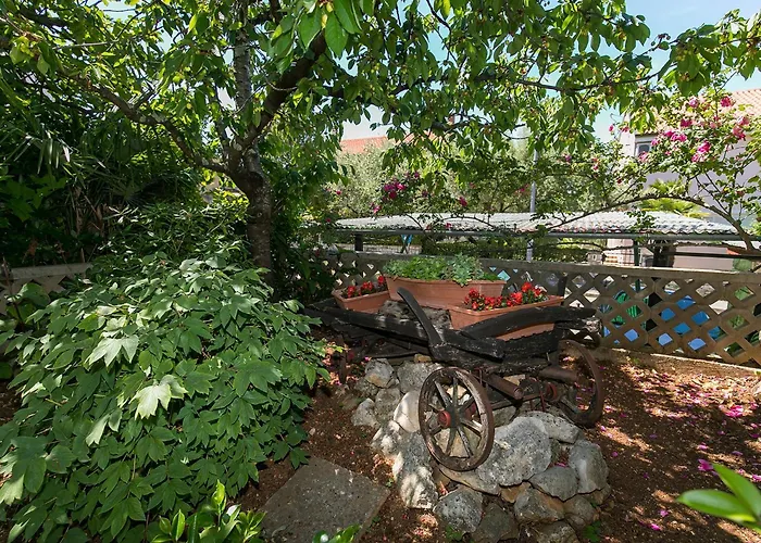 Apartman With Parking Space - 6922 Porec