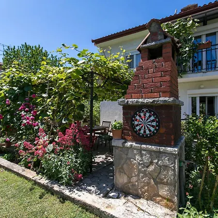 With Parking Space - 6922 Poreč